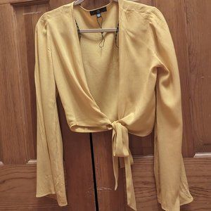 NWT Missguided Cropped Front-Tie blouse in Mustard Color